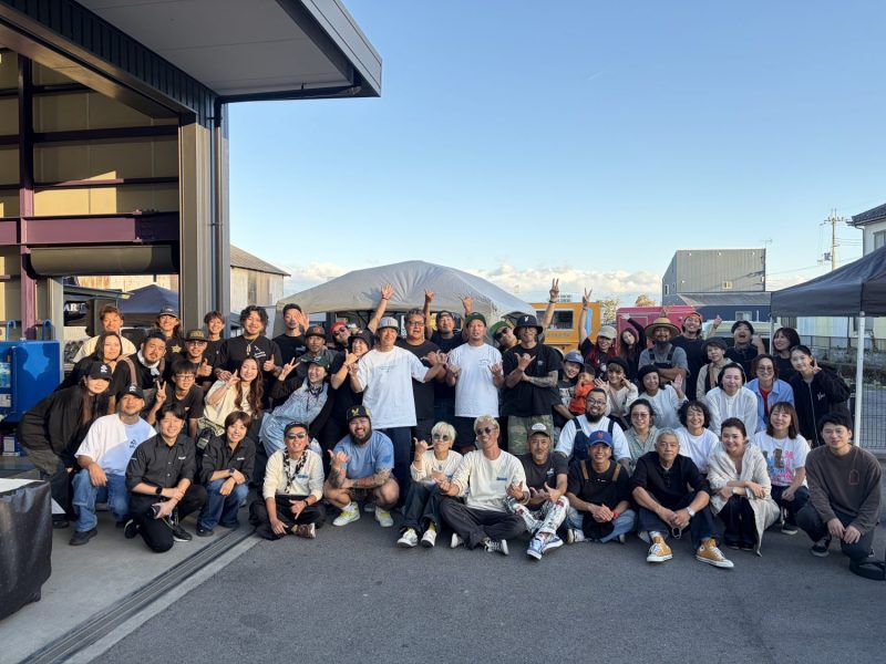 SUNWORKS20周年祭に集まった皆さんとの集合写真